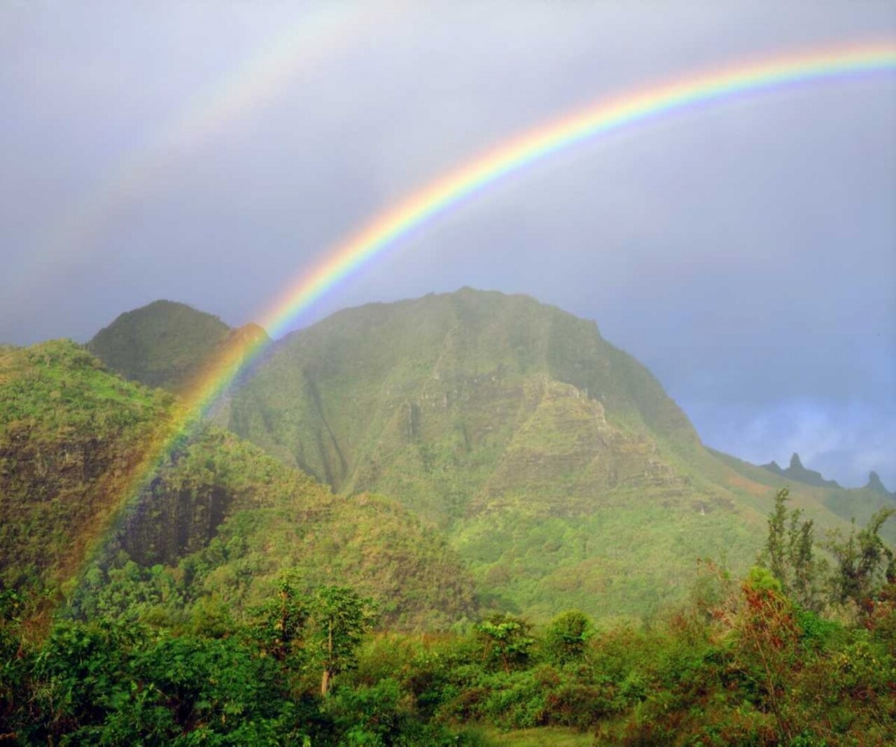 USA, Hawaii, Kauai Hawaiian Rainbow by Christopher Talbot Frank - Item # VARPDXUS12BJA0035